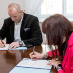 Signatories of the agreement (from left): Łukasz Czopik - Deputy Marshal of the Silesian Voivodeship, Anna Zwolińska - Managing Director of Aplan Media.