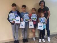 Members of the Inter-School Anti-smog Team with Eco-Manager.