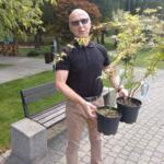 The winner of the competition with young maple seedlings.