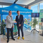 Damian Olma, Project Manager, and Krzysztof Bolesta, Secretary of State at the Ministry of Climate and Environment, at the 